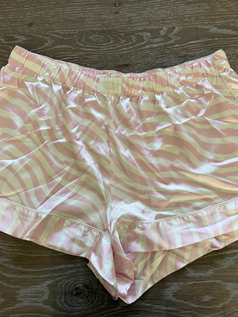 Womens Victoria's Secret Pink Zebra Pajama Satin Shorts Size XL